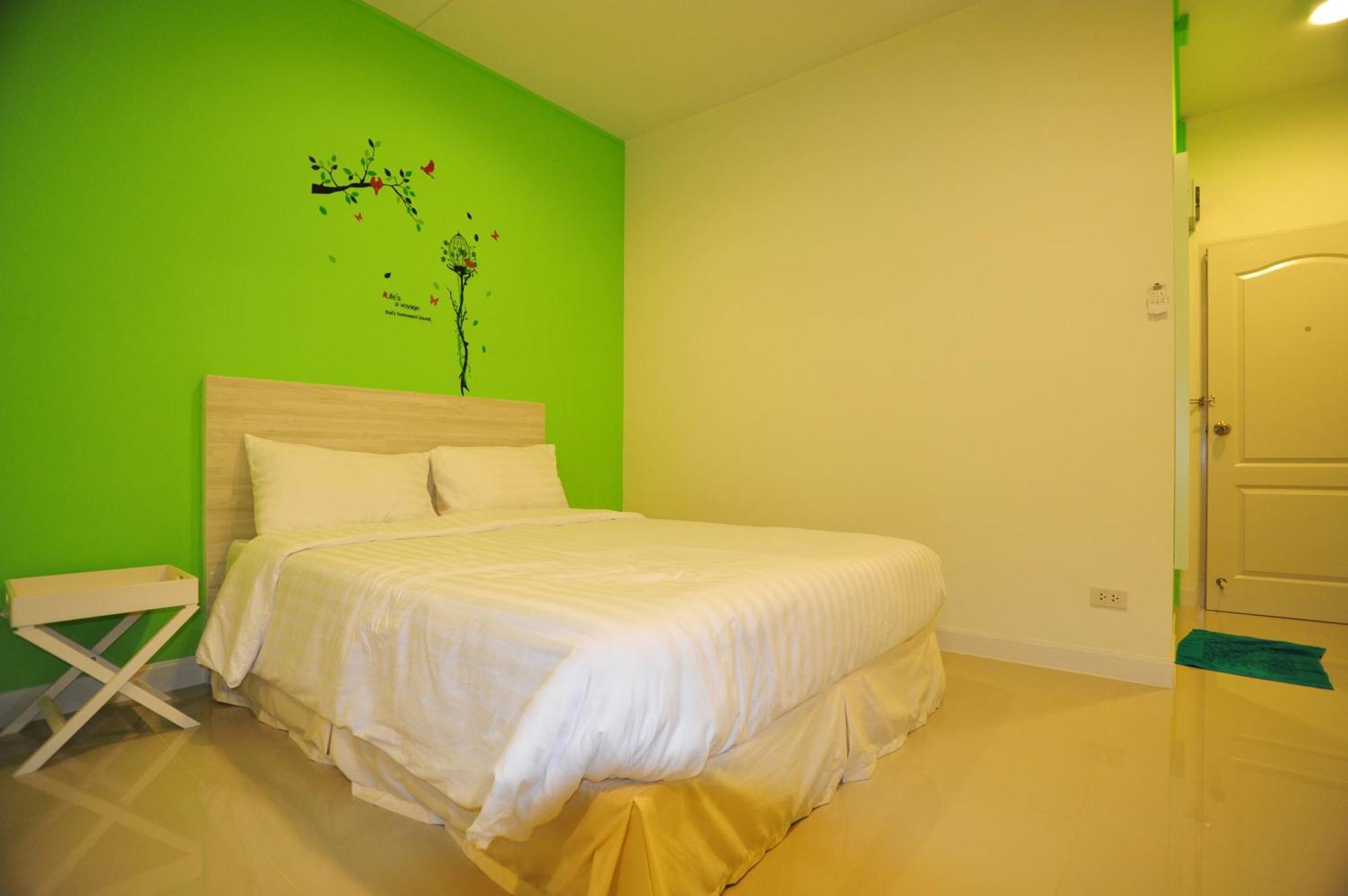 The Garden Living Hotel Bangkok Ngoại thất bức ảnh