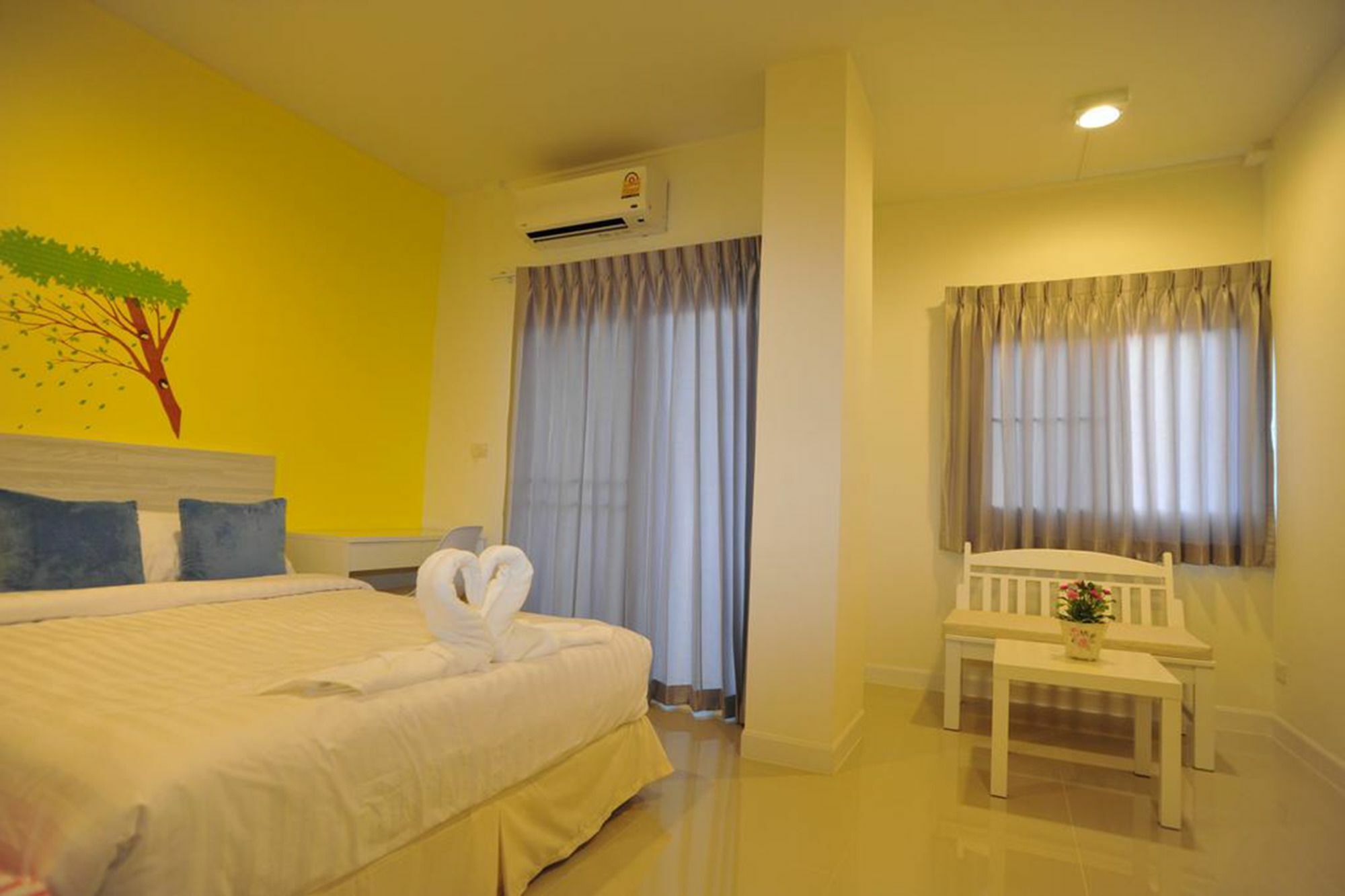 The Garden Living Hotel Bangkok Ngoại thất bức ảnh